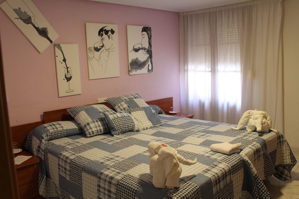 Pension Ubeda Fuenmayor Exterior photo
